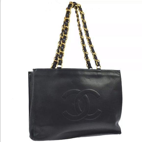 JUMBO HUGE LAMBSKIN CHANEL TOTE - Picture 3 of 8